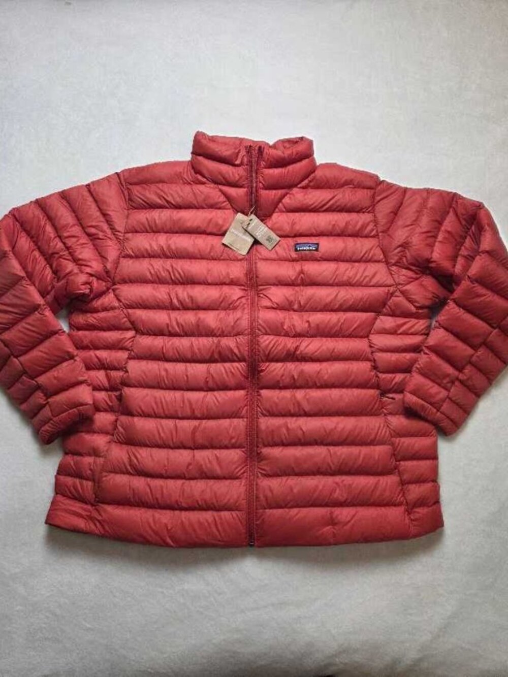 New 3XL men's Patagonia down sweater puffer jacket Amanita Red
